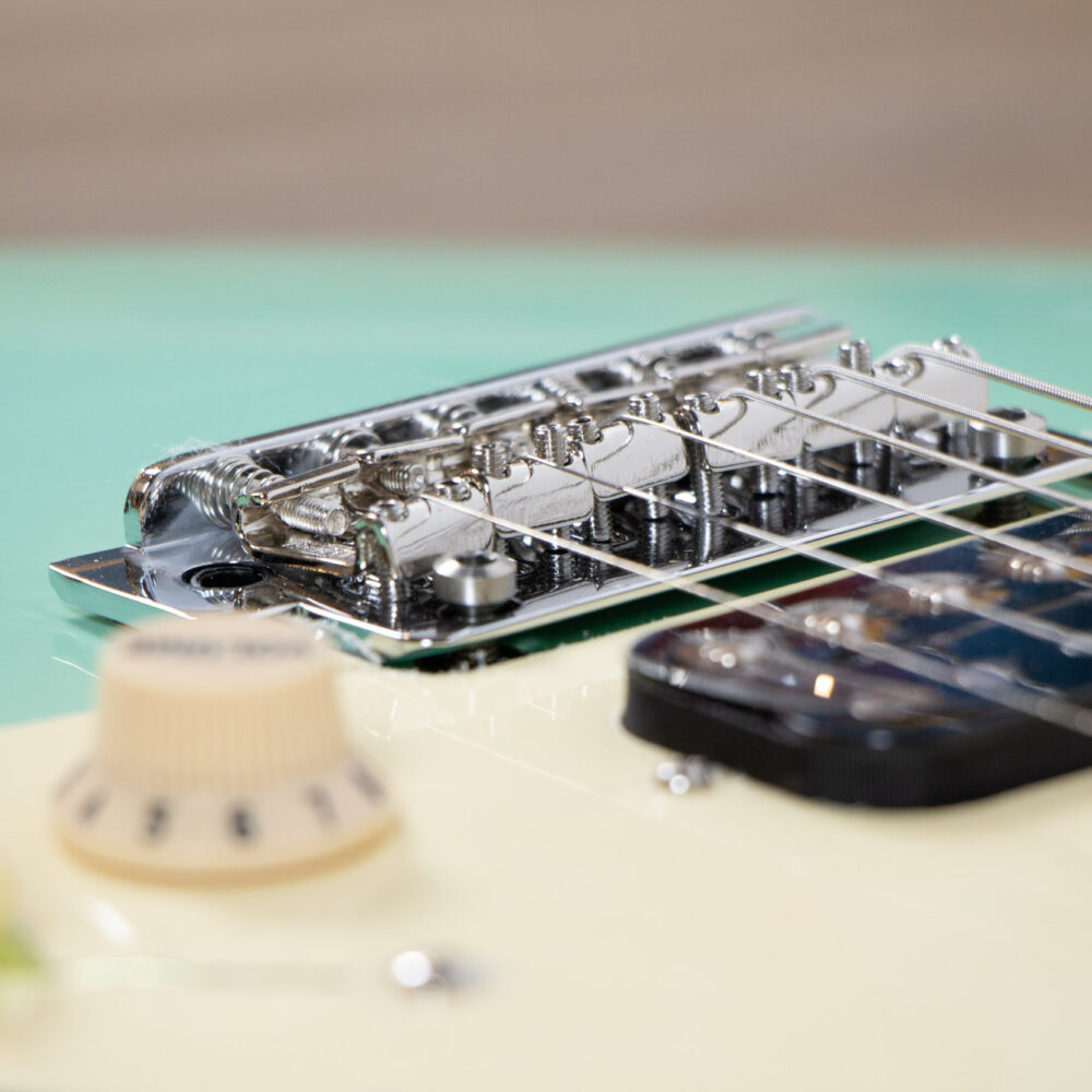 กีต้าร์-Gusta-GST-05-HSS-BK-บอดี้