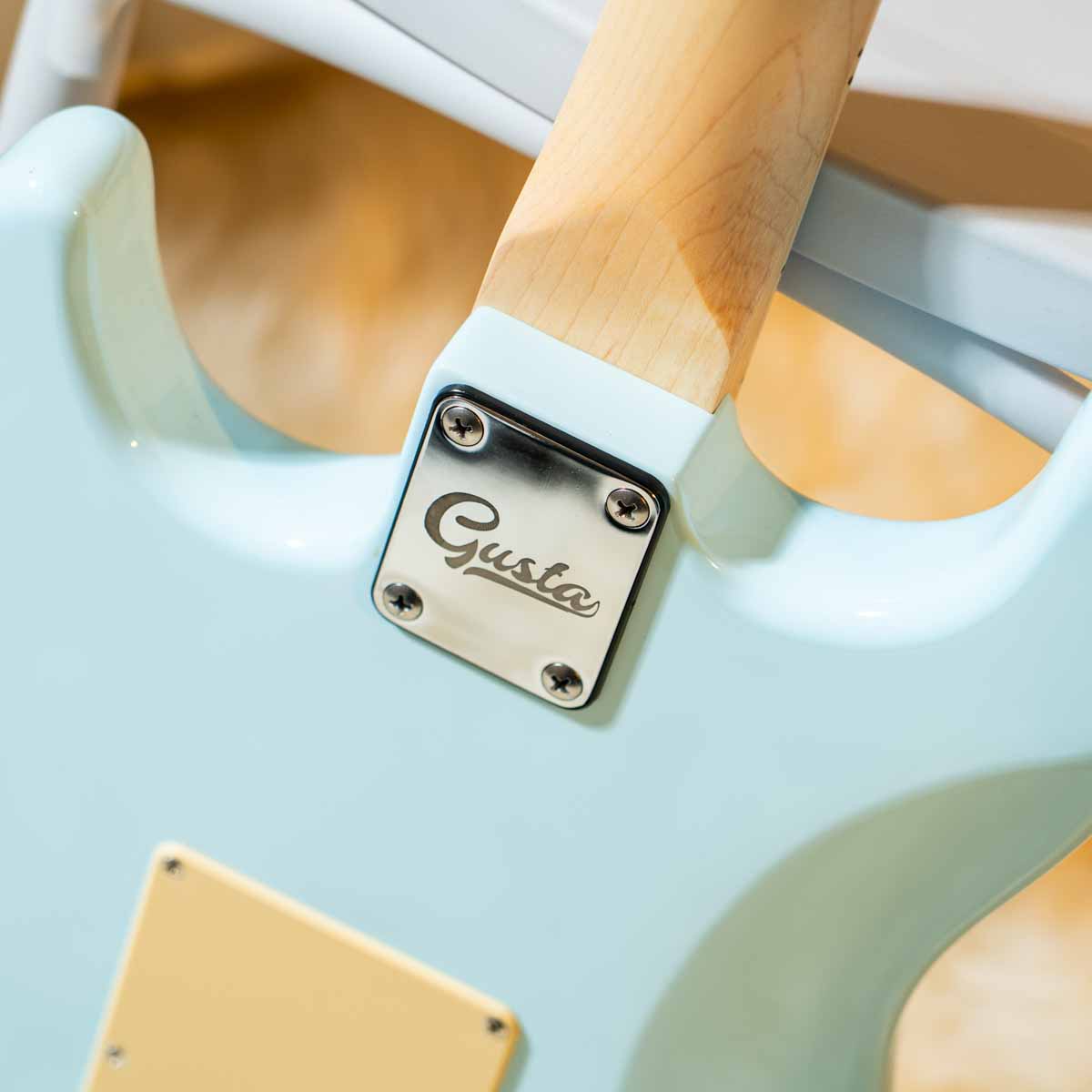 Gusta Bonnie Star 12 AW 007